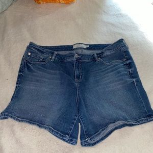 Torrid Denim Shorts! Size 22